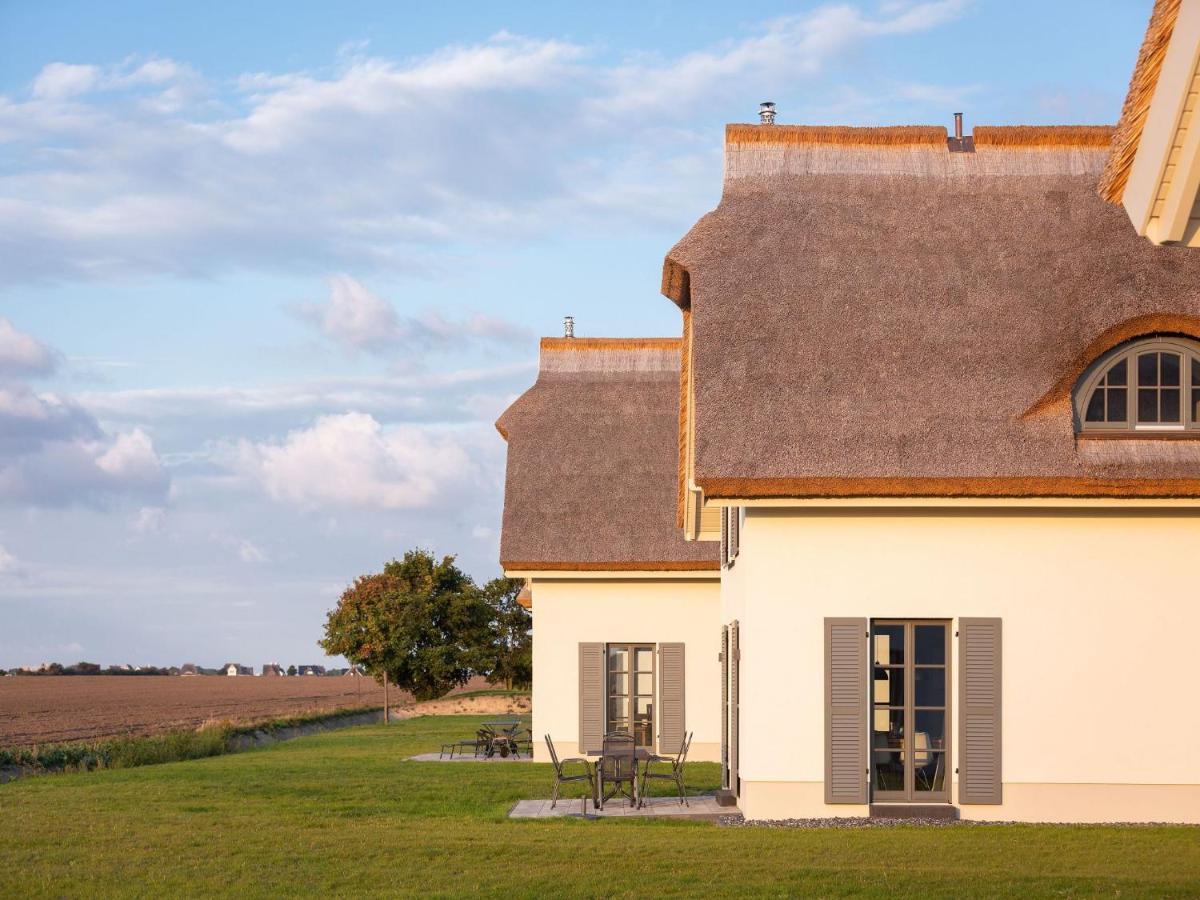 Reetland Am Meer - Premium Reetdachvilla Mit 2 Schlafzimmern, Sauna Und Kamin E04 Дранске Экстерьер фото